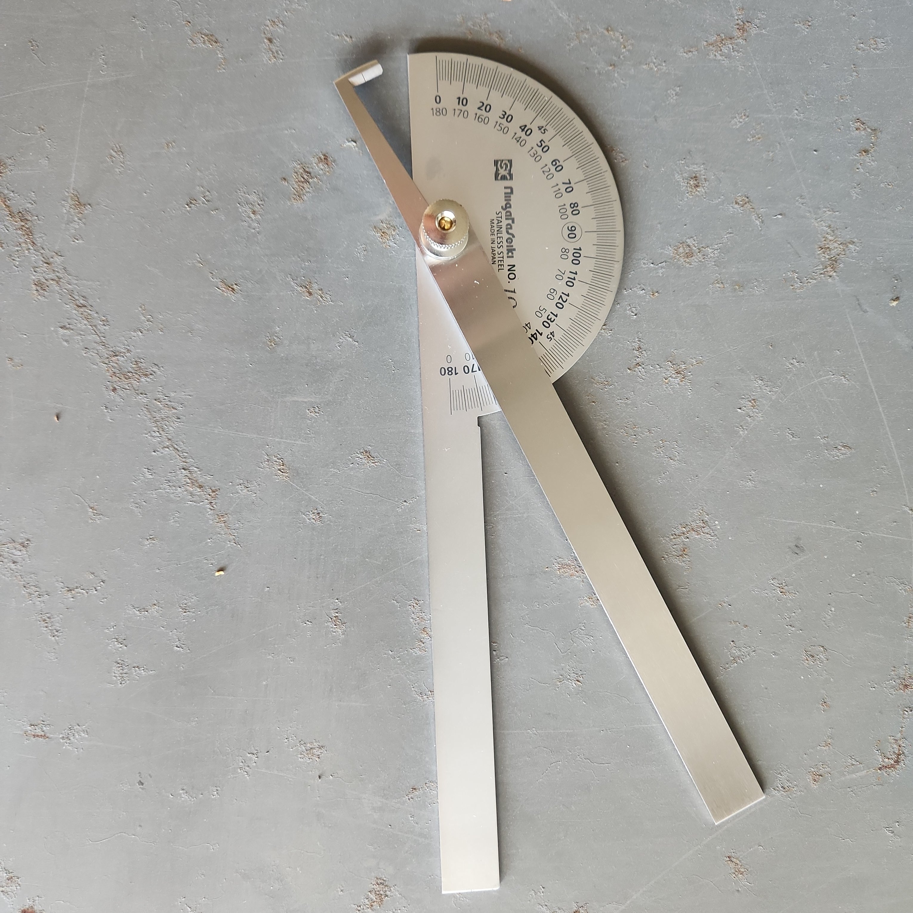 Protractor (PRT-19SW) – Precision Tools & Tooling
