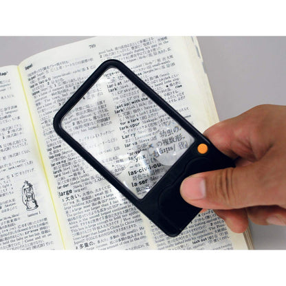 LED ILLUMINATED POCKET SIZE MAGNIFIER