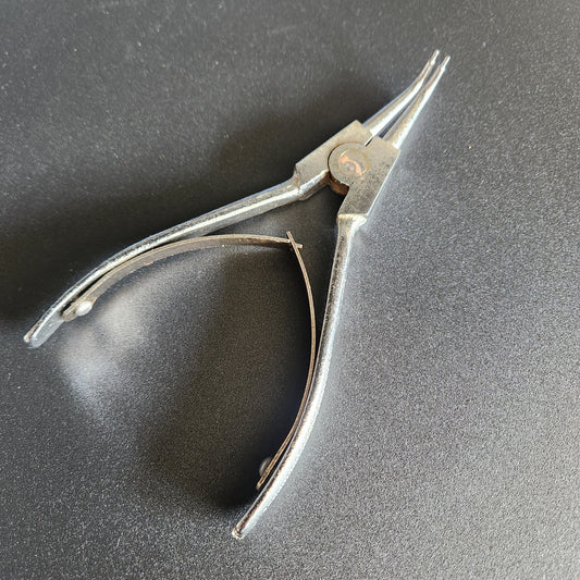 Bent Tip External Circlip Pliers